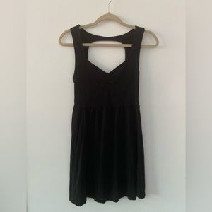 Black sweetheart neck dress